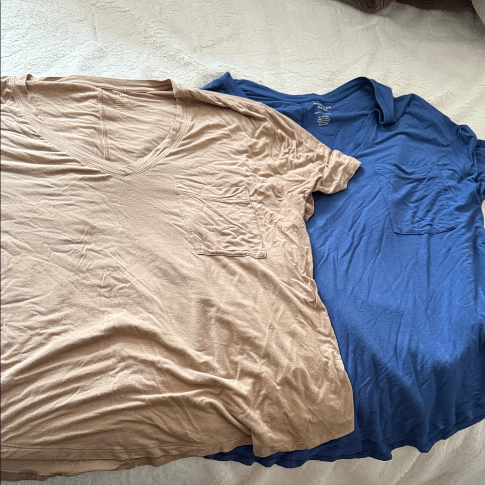 2 American Eagle Soft and Sexy V Neck tshirts - XL